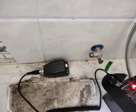 崆峒屋顶漏水维修公司分享下卫生间漏水的危害及解决方法